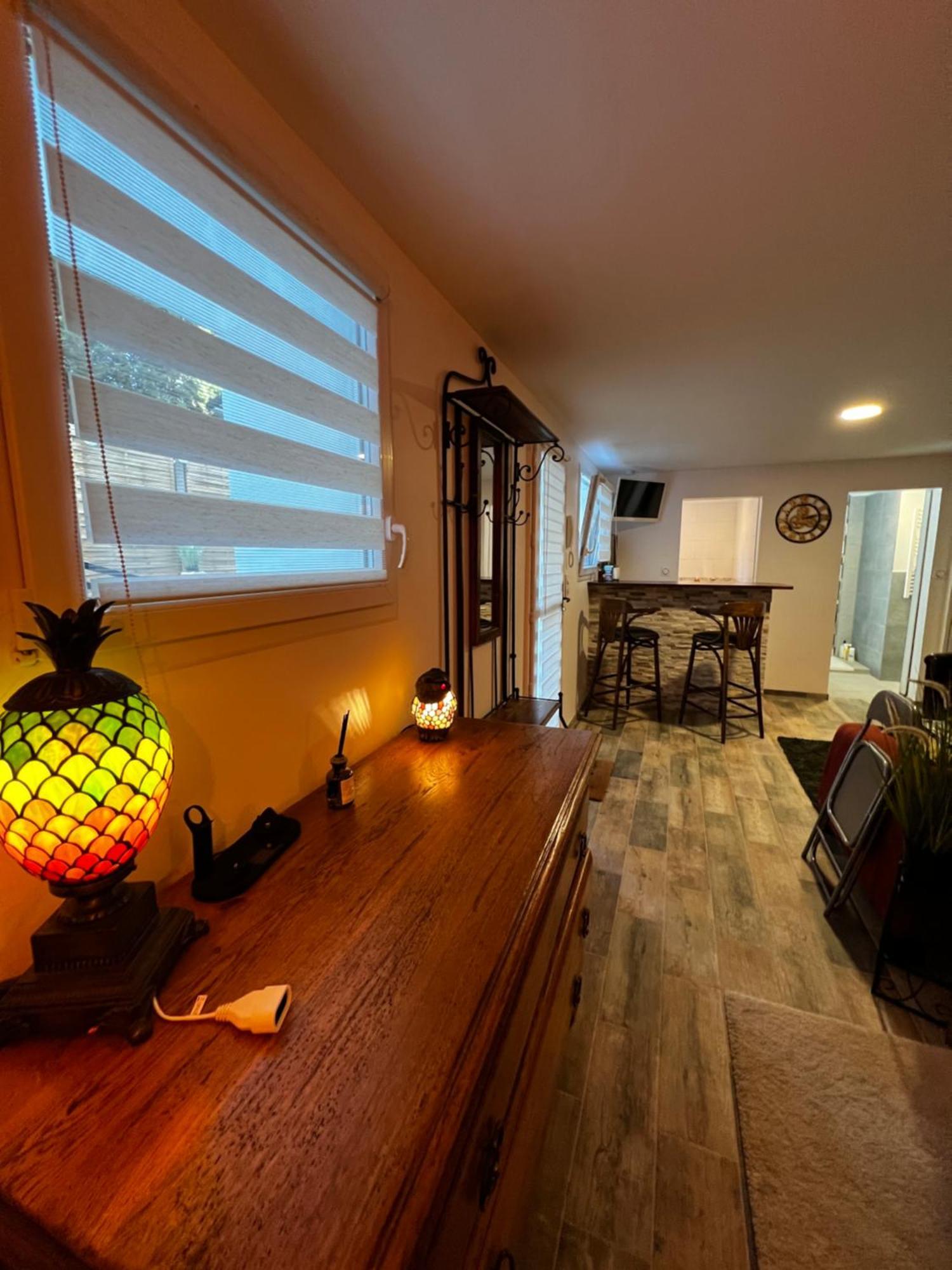 Ferienwohnung Superbe Appart Avec Jardin Prive Proche Paris Nogent-sur-Seine Exterior foto